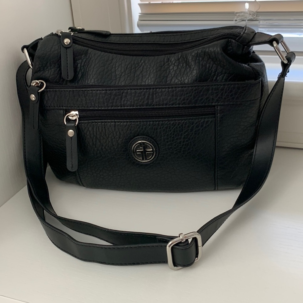 Lightweight Multi Compartment Handbag